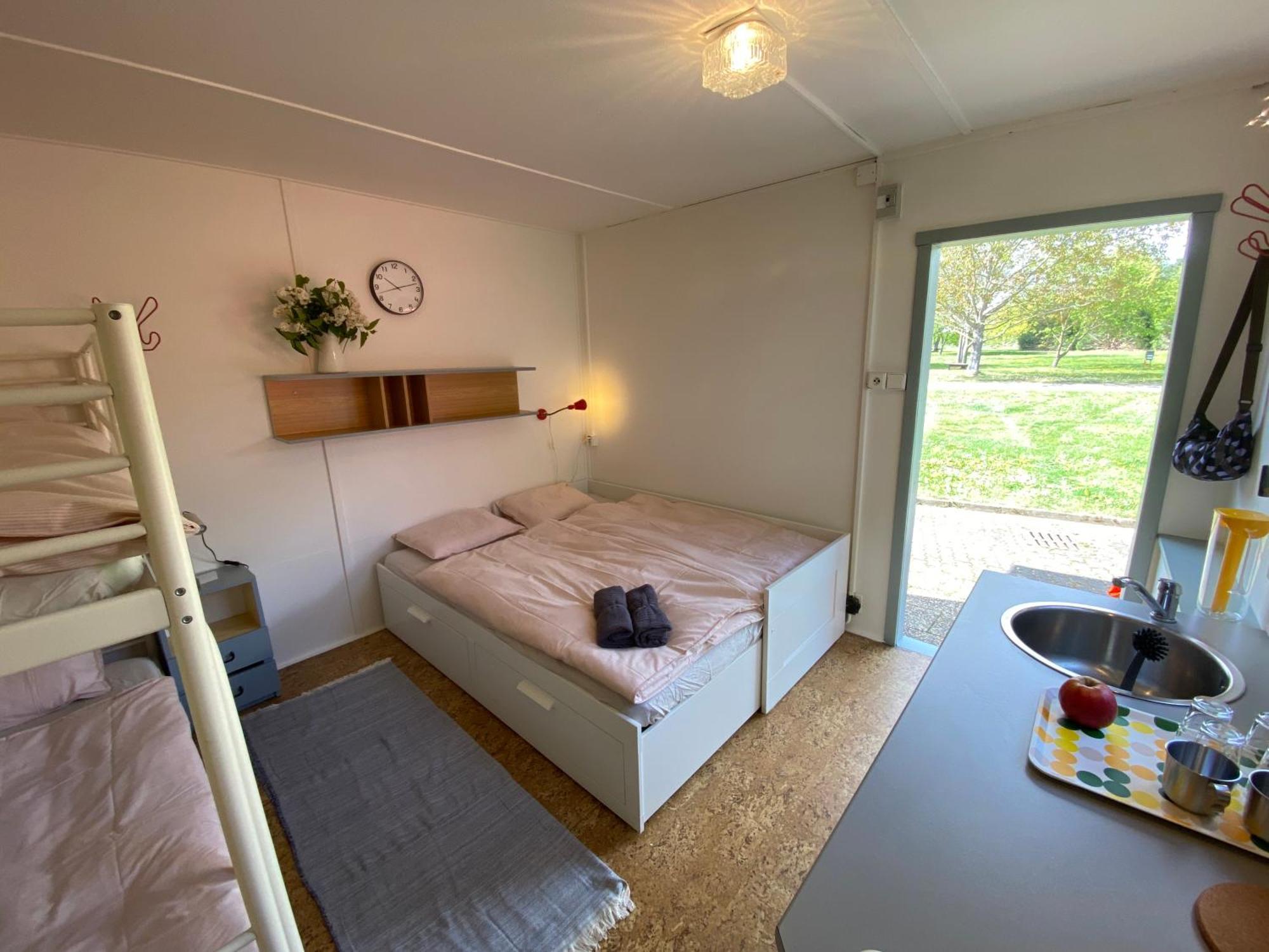 Prague Camping Dzban Bagian luar foto