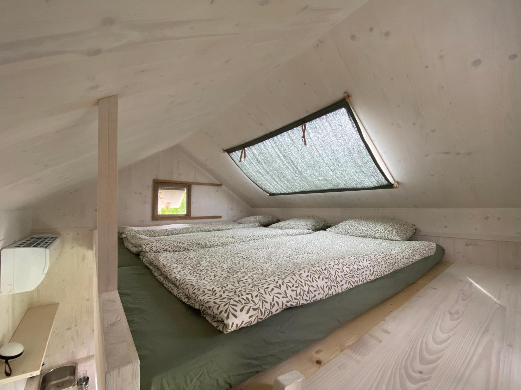 Prague Camping Dzban Bagian luar foto